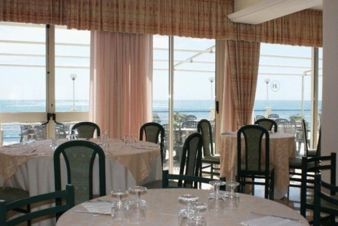 Hotel Kennedy SantʼAlessio Siculo エクステリア 写真